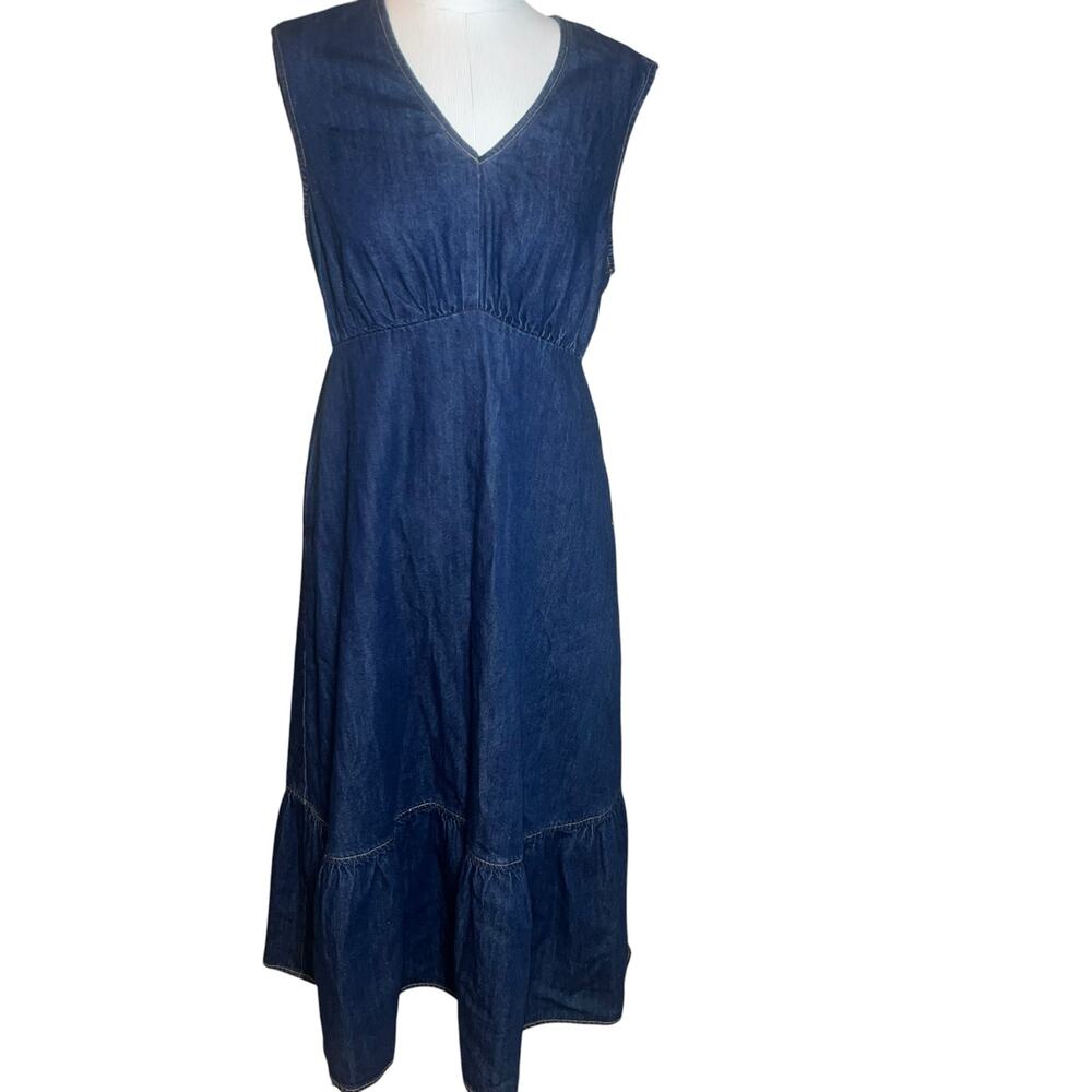 Time and Tru Women's Sleeveless Denim boho midi dress Ruffle Hem women's sz Med